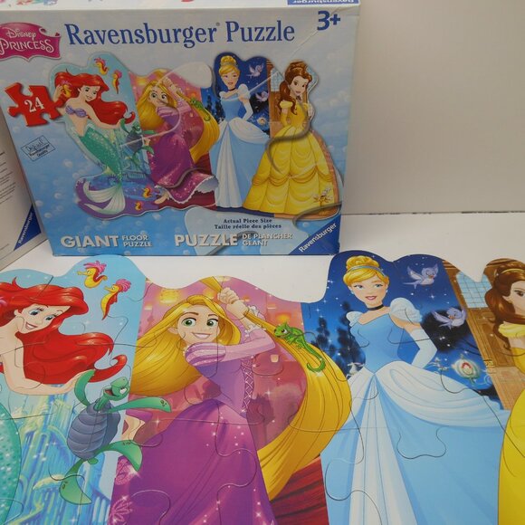 2017 Disney Princesses Pretty 24 Pieces Ravensburger Giant Floor Puzzle Complete - Picture 9 of 11
